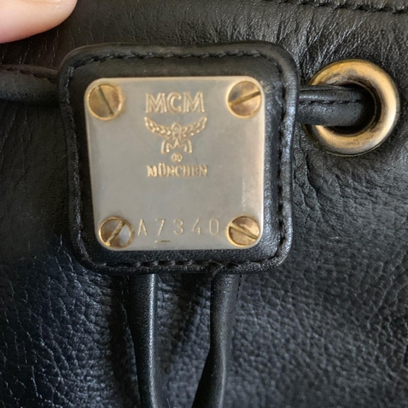 Genuine MCM Medium black Bucket Crossbody bag - Picture 8 of 8